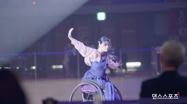 5bf733b9a76eff23ee9682a31dbc01ea_1766676